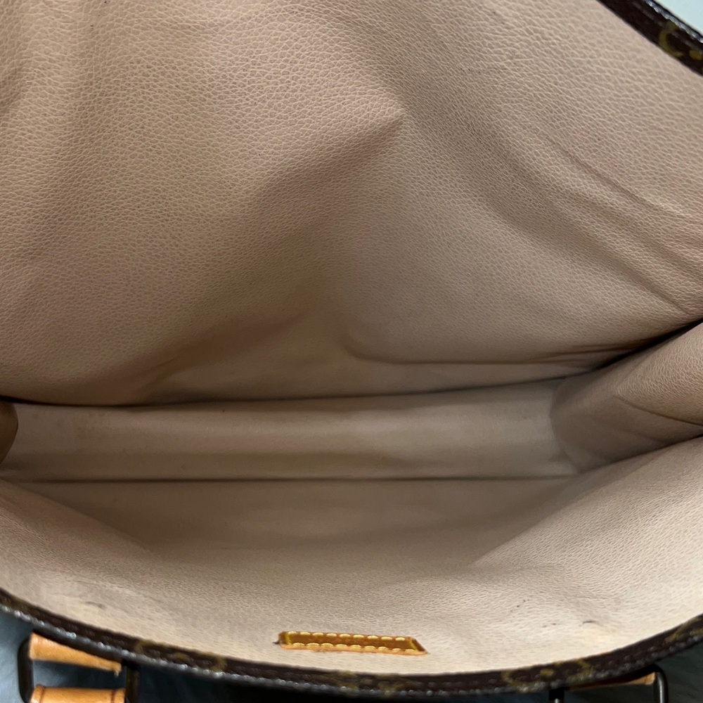Louis Vuitton Brown Monogram Handbag - Picture 10 of 17